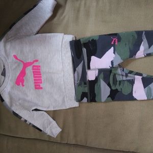 Puma joggers and sweat shirt